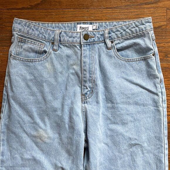 Princess Polly Light Wash High Rise Raw Hem Jeans - Picture 2 of 6